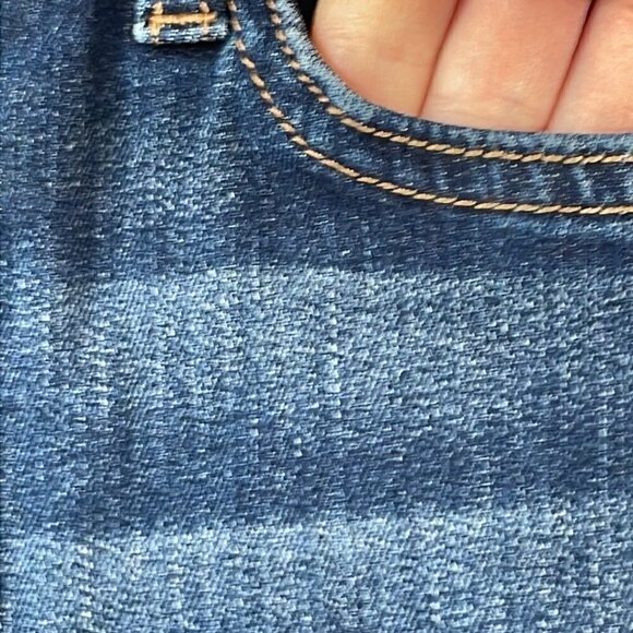 Joe's Jeans Straight Leg Rolled Cuff Faded Denim Blue Size 24 - Picture 6 of 11